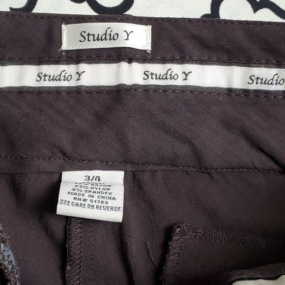 Studio Y Size 3/4 short Brown Dress Pants - Picture 5 of 8